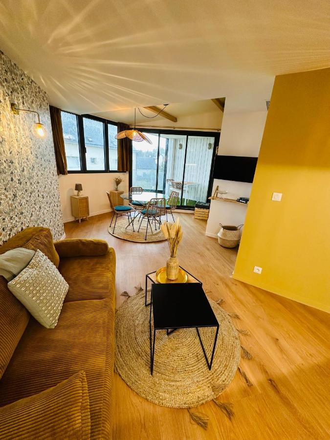 Apartment & 